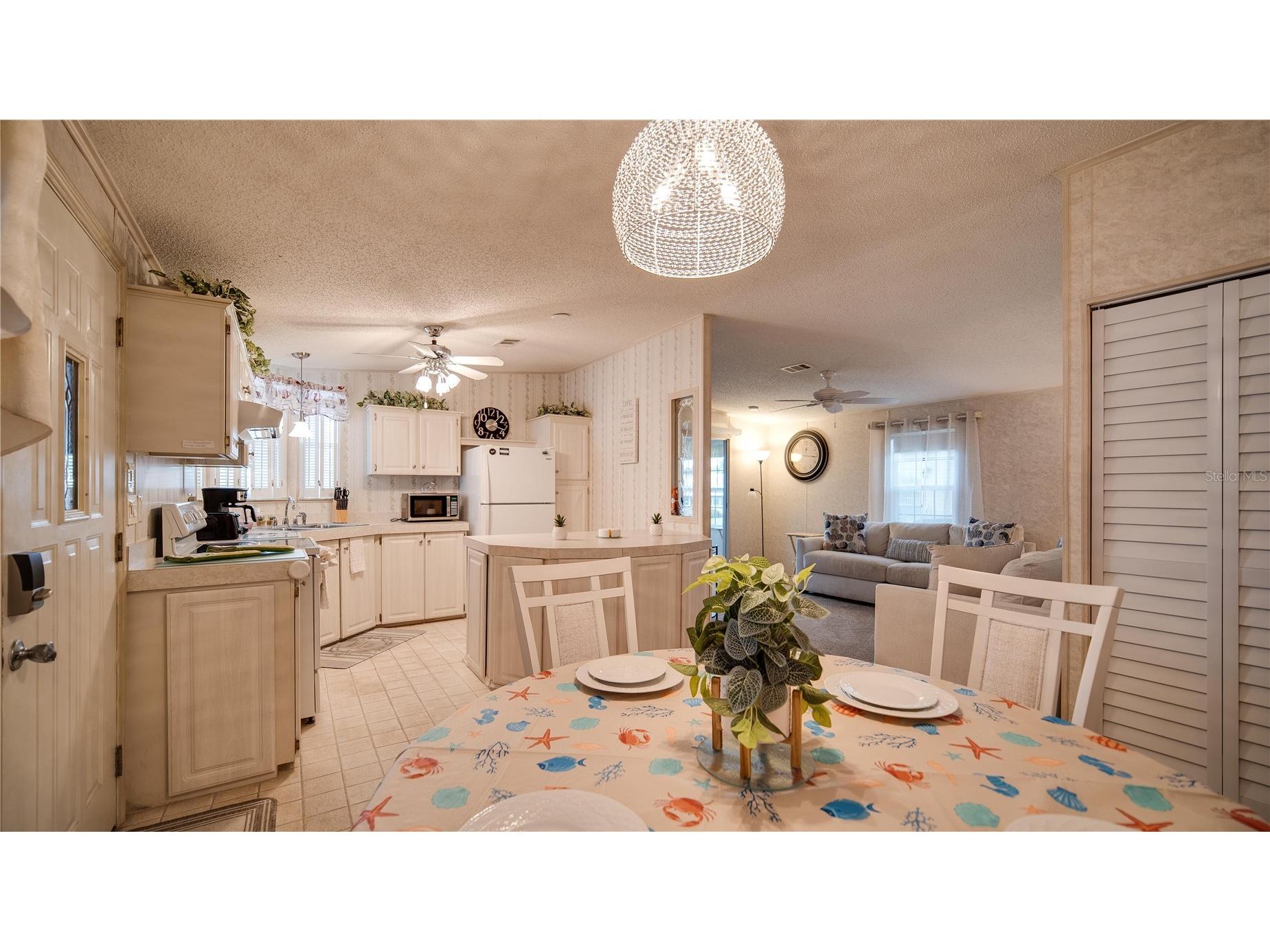 226 Douglas Park Avenue Davenport FL 33897 S5148268 image3