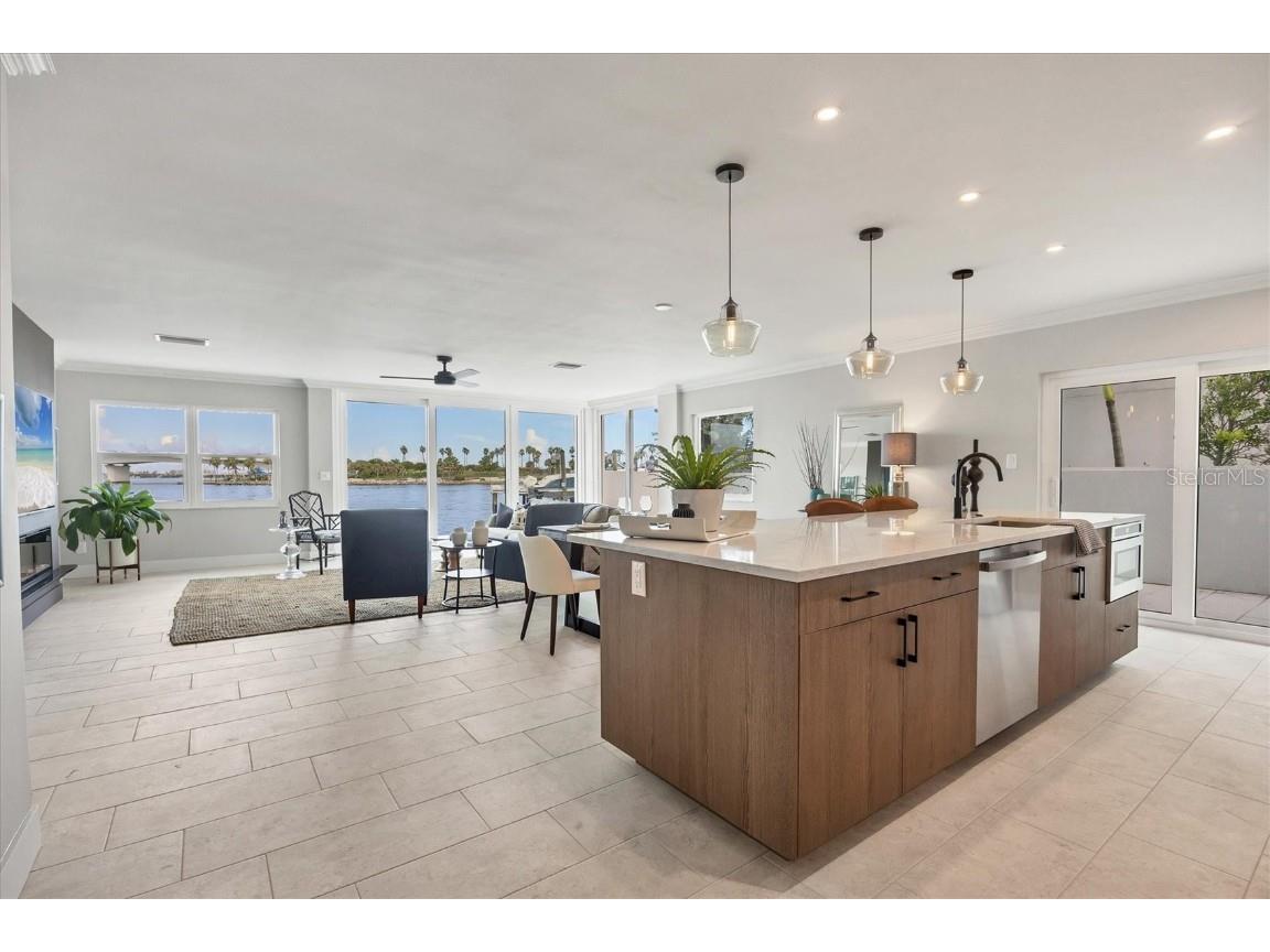 226 Golden Gate Point #12 Sarasota FL 34236 - SARASOTA BAY/INTRACOASTAL A4658540 image25