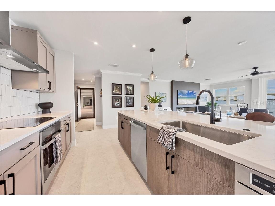 226 Golden Gate Point #12 Sarasota FL 34236 - SARASOTA BAY/INTRACOASTAL A4658540 image29