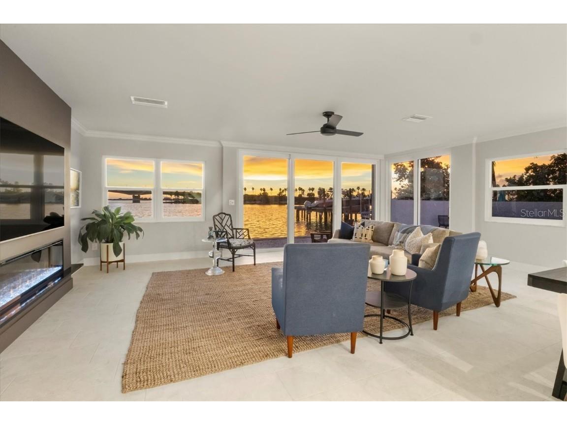 226 Golden Gate Point #12 Sarasota FL 34236 - SARASOTA BAY/INTRACOASTAL A4658540 image4