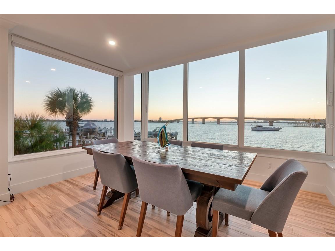 226 Golden Gate Point #21 Sarasota FL 34236 - SARASOTA BAY A4669998 image3