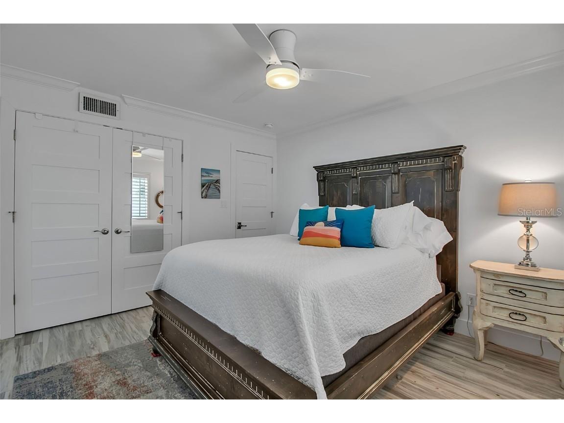 226 Golden Gate Point #21 Sarasota FL 34236 - SARASOTA BAY A4669998 image35