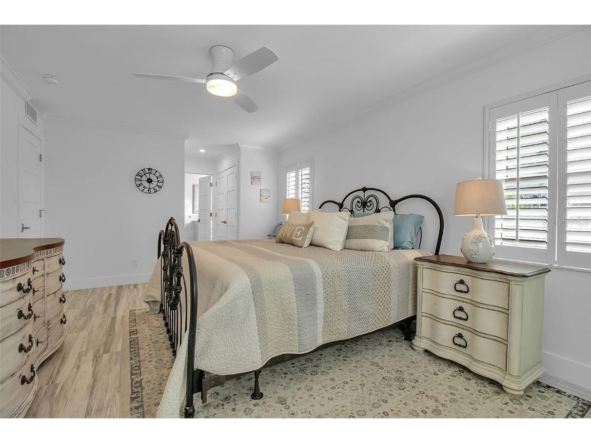 226 Golden Gate Point #21 Sarasota FL 34236 - SARASOTA BAY A4669998 image42