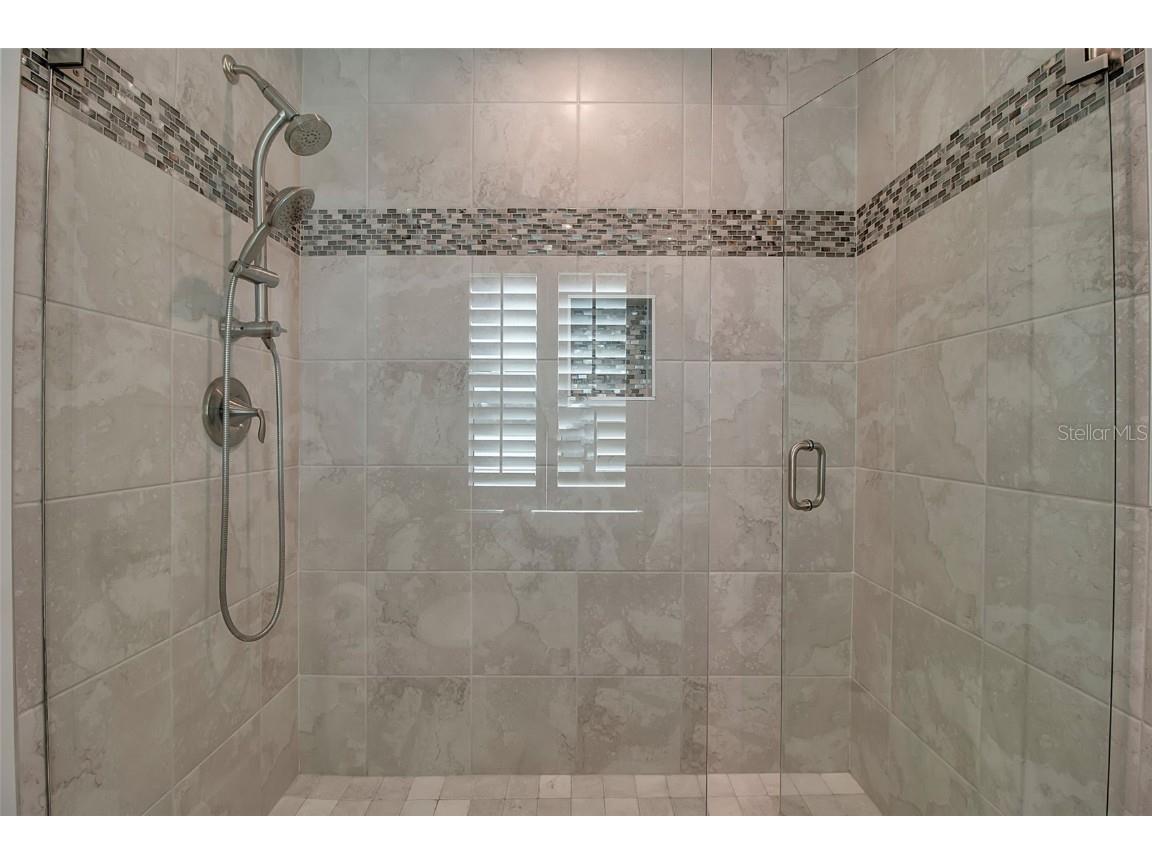 226 Golden Gate Point #21 Sarasota FL 34236 - SARASOTA BAY A4669998 image45