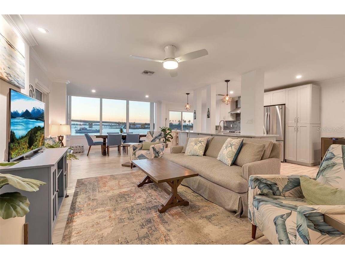 226 Golden Gate Point #21 Sarasota FL 34236 - SARASOTA BAY A4669998 image5