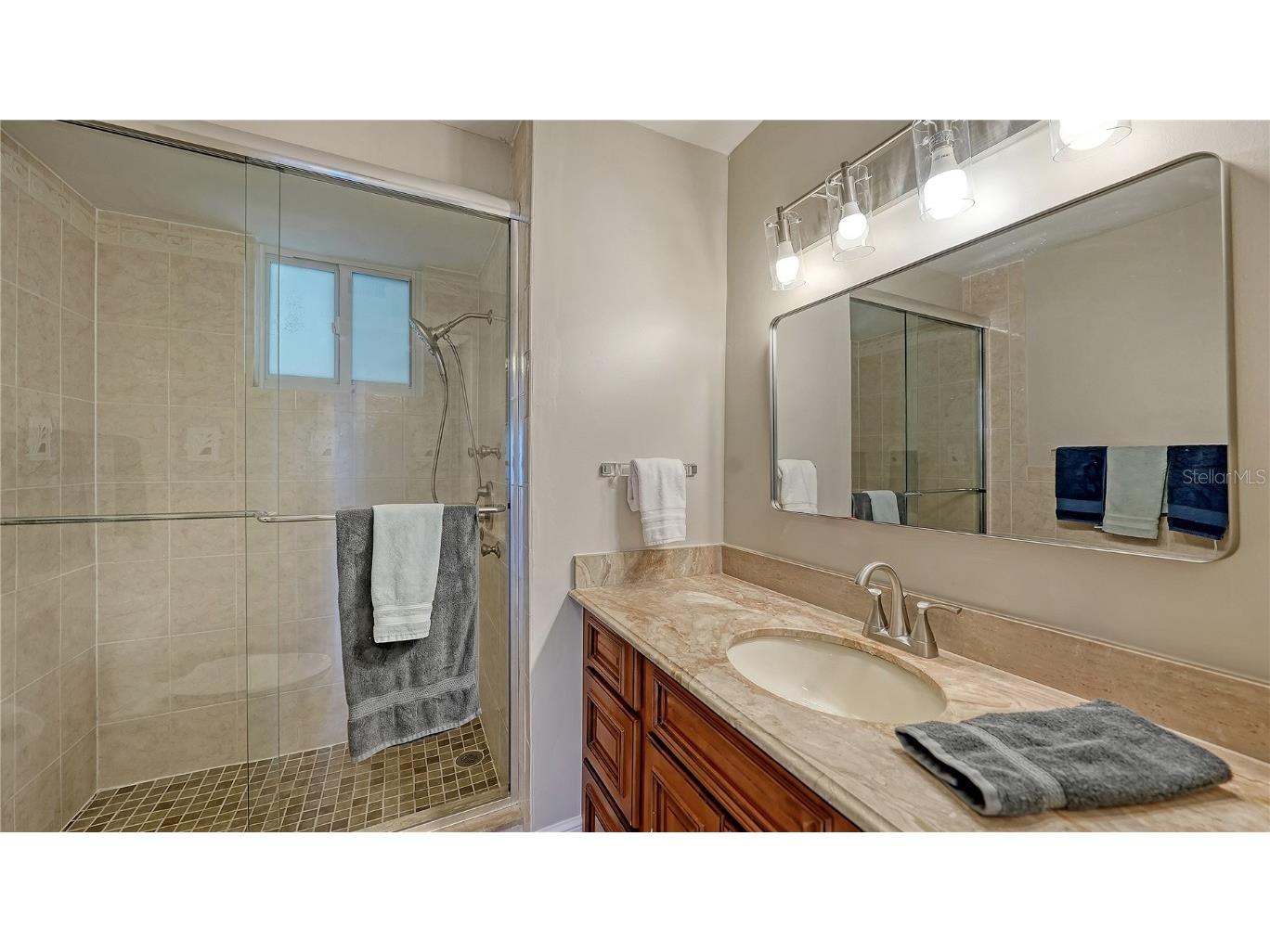 226 Golden Gate Point #23 Sarasota FL 34236 - SARASOTA BAY A4664189 image19