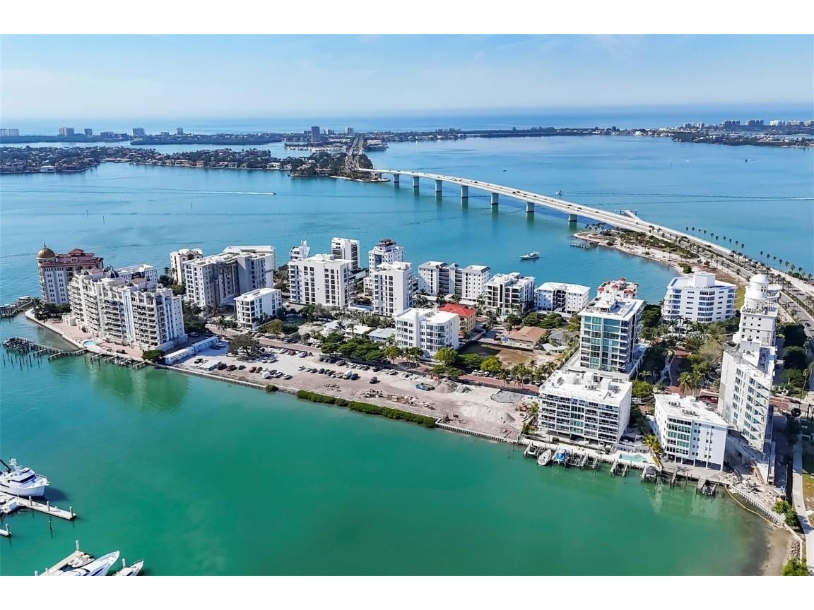 226 Golden Gate Point #32 Sarasota FL 34236 - SARASOTA BAY A4673403 image1