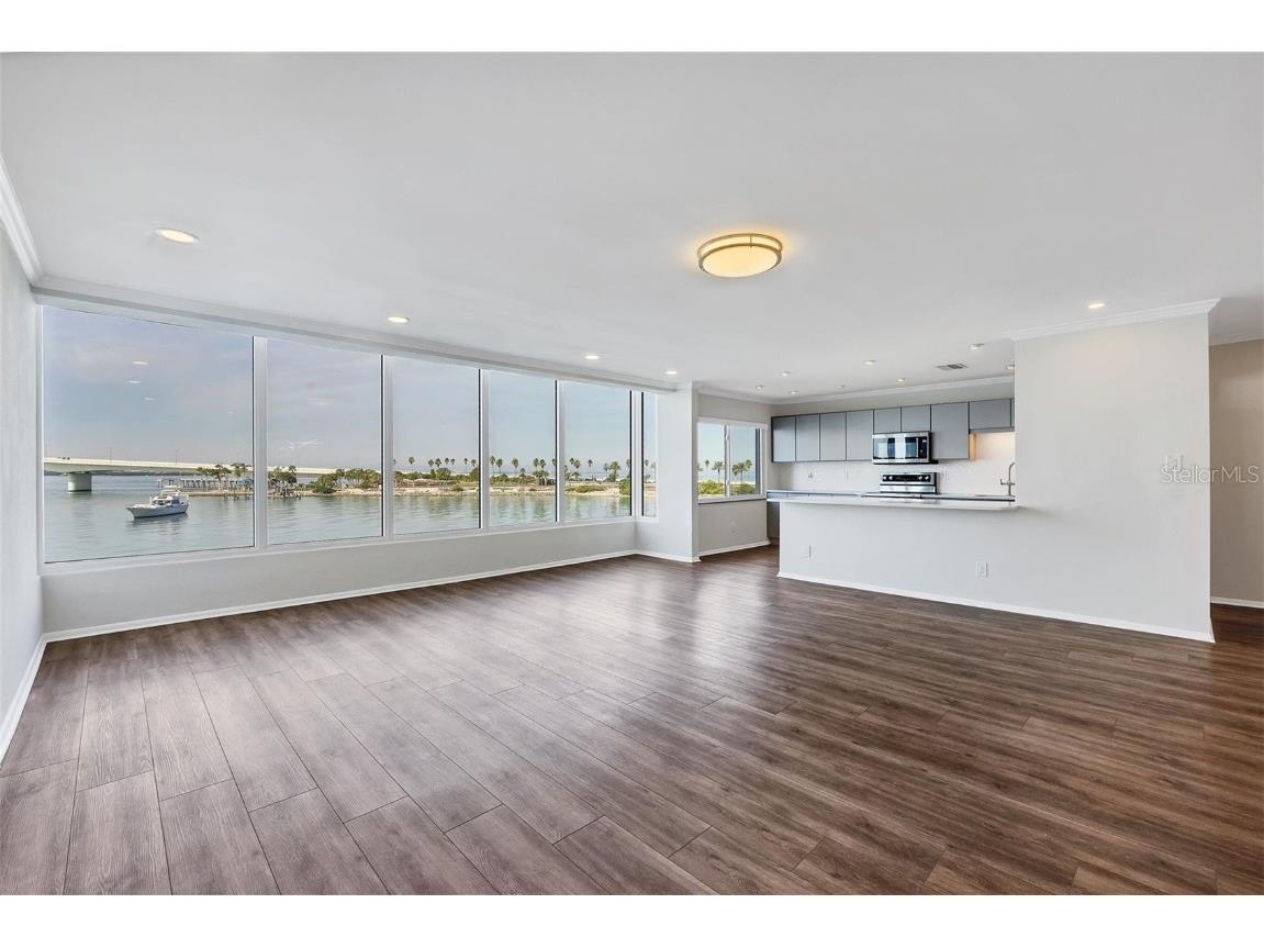 226 Golden Gate Point #32 Sarasota FL 34236 - SARASOTA BAY A4673403 image15