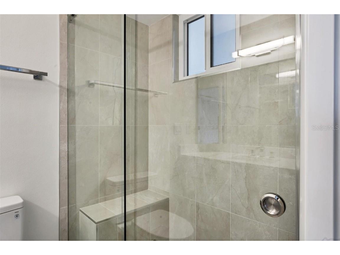 226 Golden Gate Point #32 Sarasota FL 34236 - SARASOTA BAY A4673403 image32