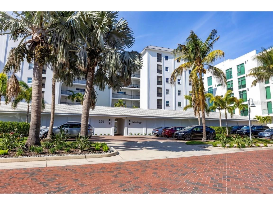 226 Golden Gate Point #32 Sarasota FL 34236 - SARASOTA BAY A4673403 image6