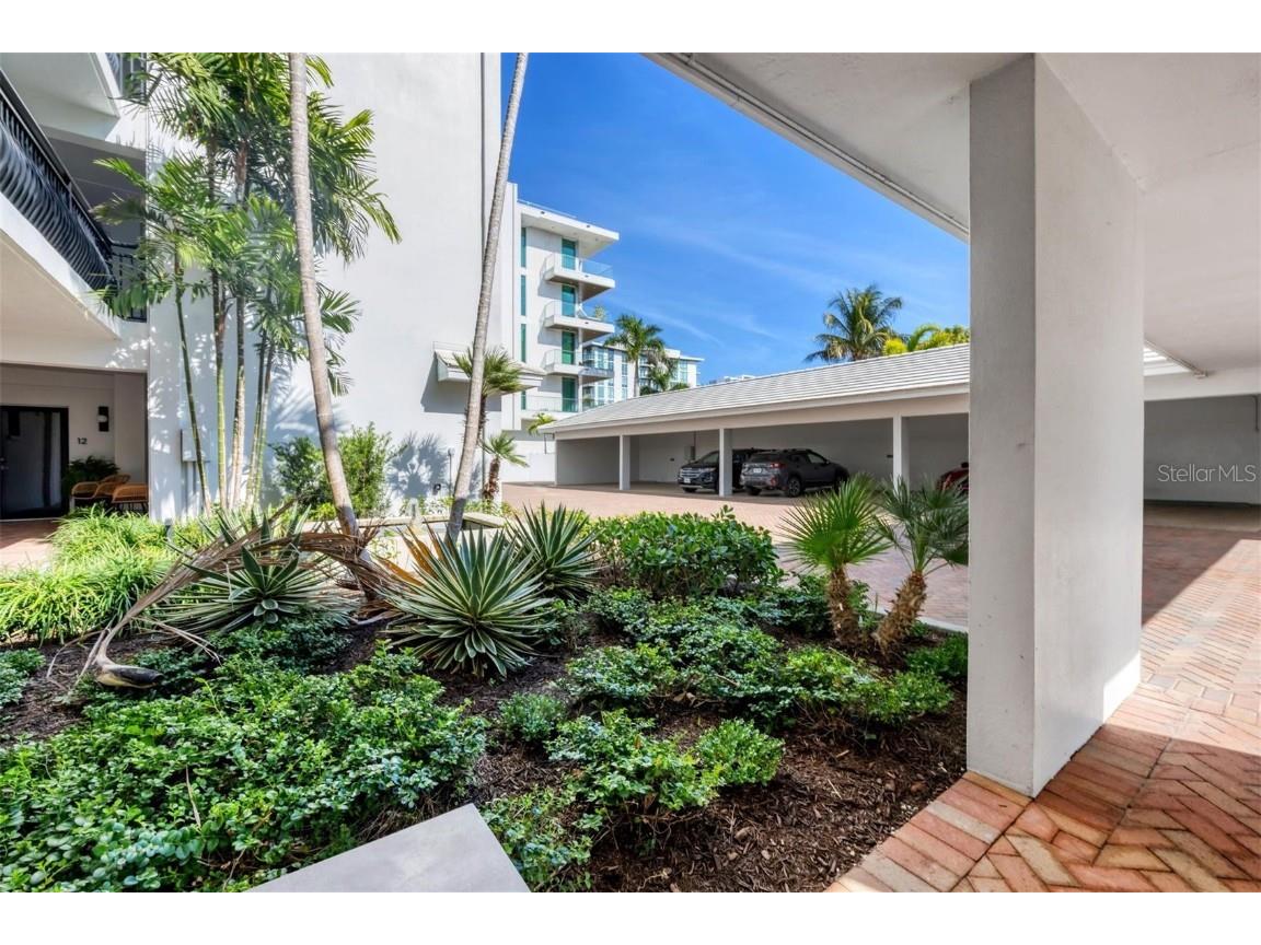 226 Golden Gate Point #32 Sarasota FL 34236 - SARASOTA BAY A4673403 image8