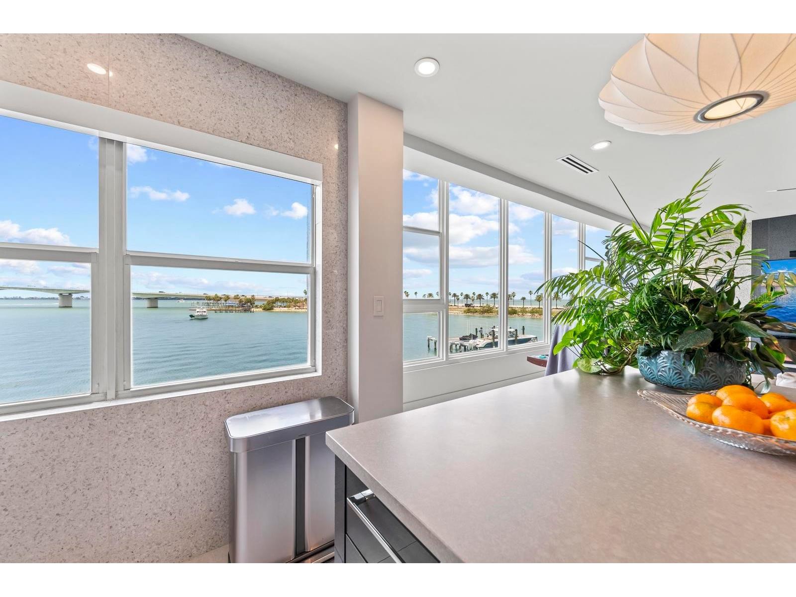 226 Golden Gate Point #33 Sarasota FL 34236 - SARASOTA BAY A4691718 image21