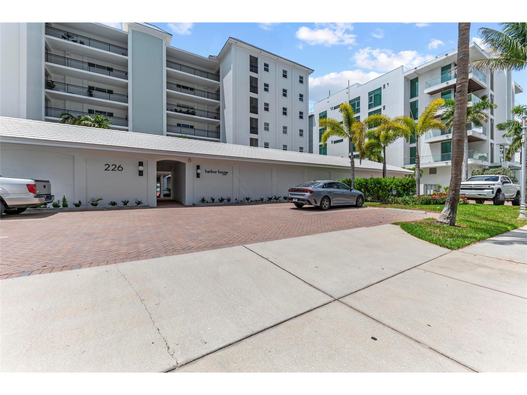 226 Golden Gate Point #33 Sarasota FL 34236 - SARASOTA BAY A4691718 image38