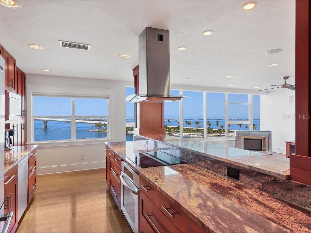 226 Golden Gate Point #63 Sarasota FL 34236 - SARASOTA BAY A4652571 image21