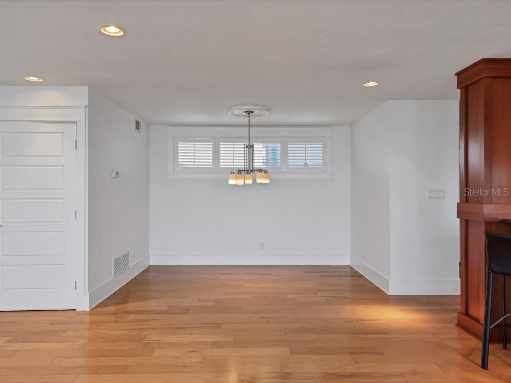 226 Golden Gate Point #63 Sarasota FL 34236 - SARASOTA BAY A4652571 image26