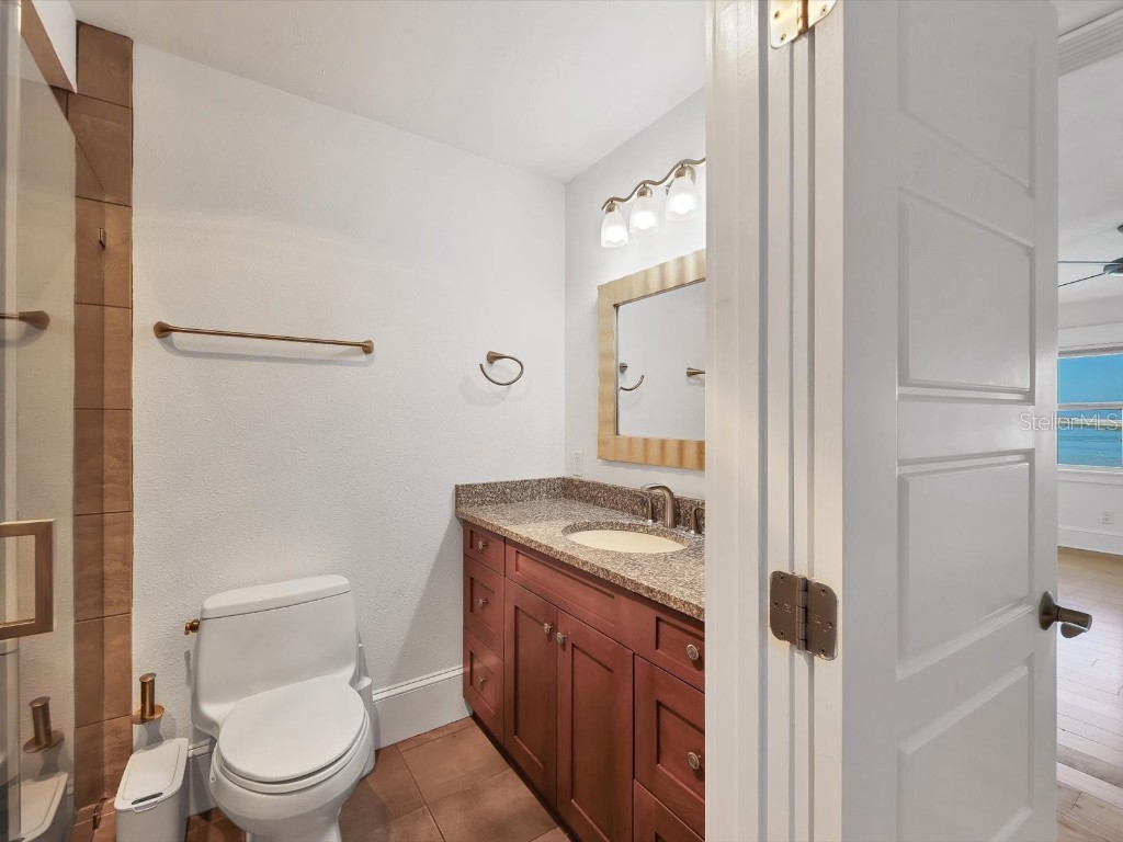 226 Golden Gate Point #63 Sarasota FL 34236 - SARASOTA BAY A4652571 image30