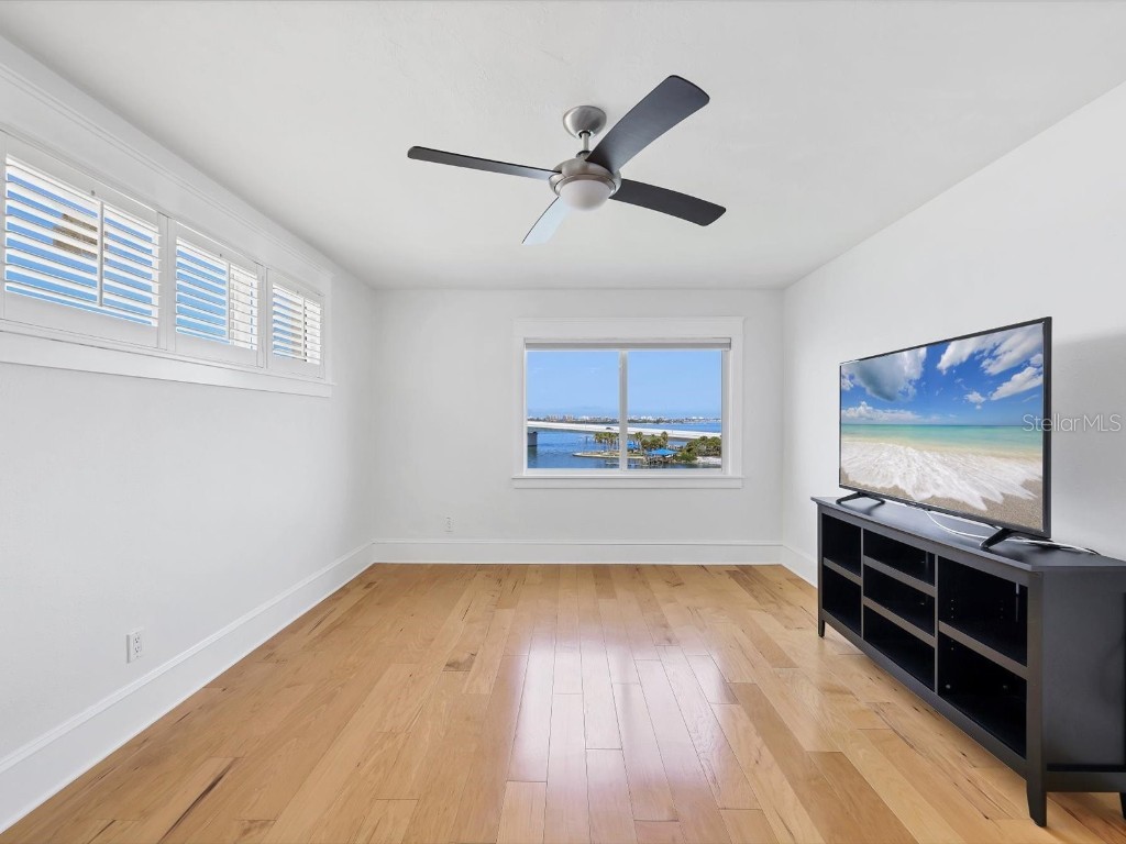 226 Golden Gate Point #63 Sarasota FL 34236 - SARASOTA BAY A4652571 image36