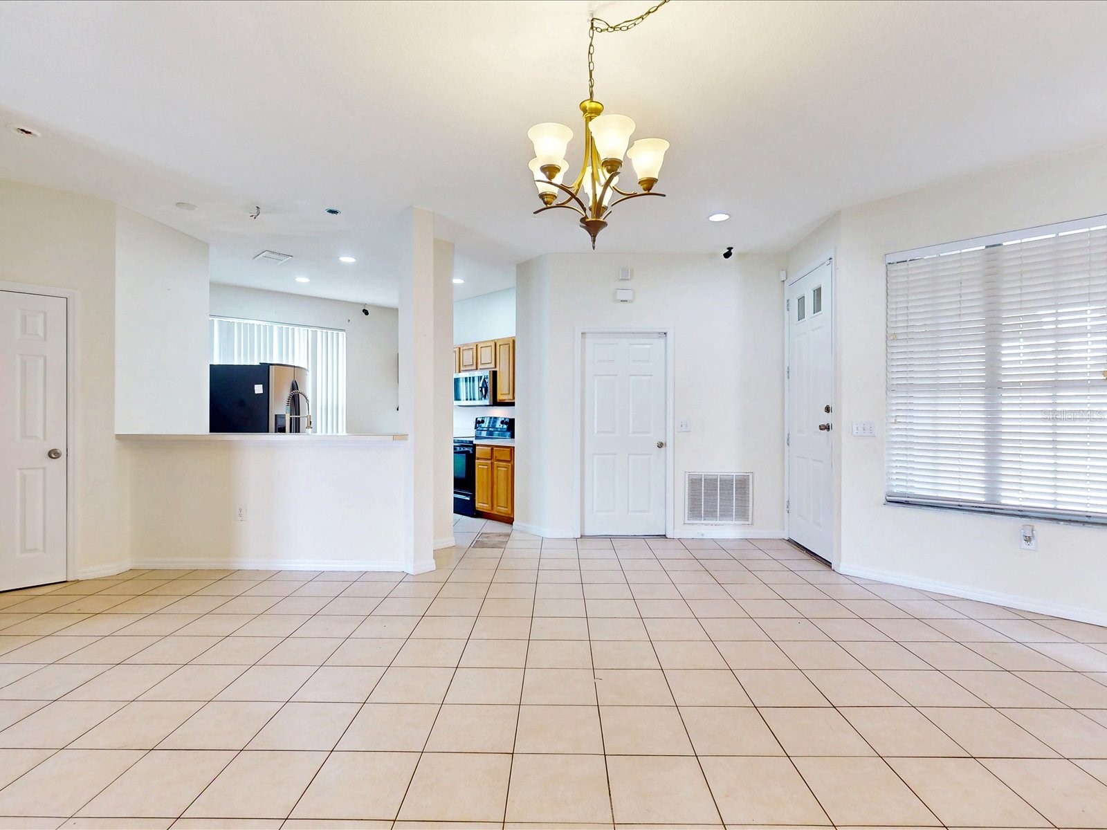 226 Magical Way Kissimmee FL 34744 S5151588 image2