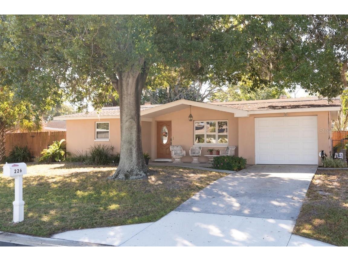 226 Maple Avenue Palm Harbor FL 34684 W7859673 image1