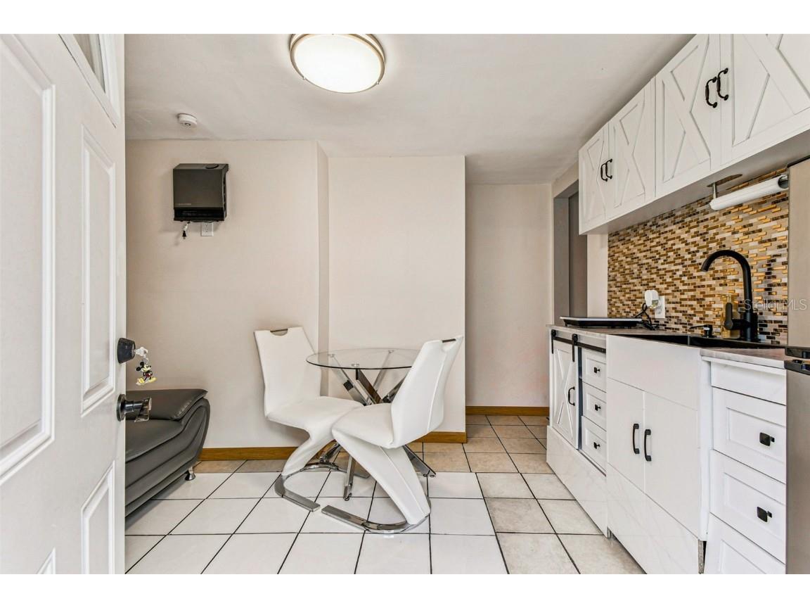 226 Maple Avenue Palm Harbor FL 34684 TB8444705 image47