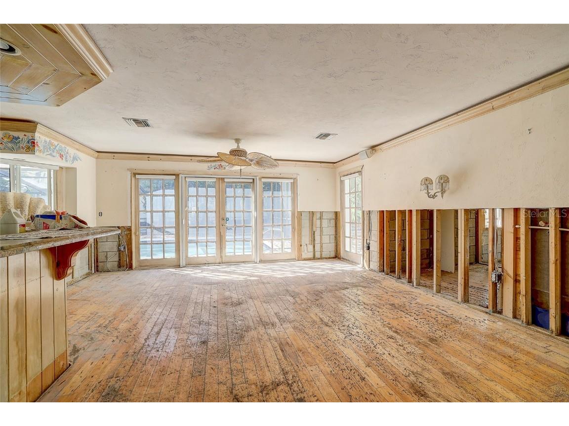 226 Ogden Street Sarasota FL 34242 A4668141 image12