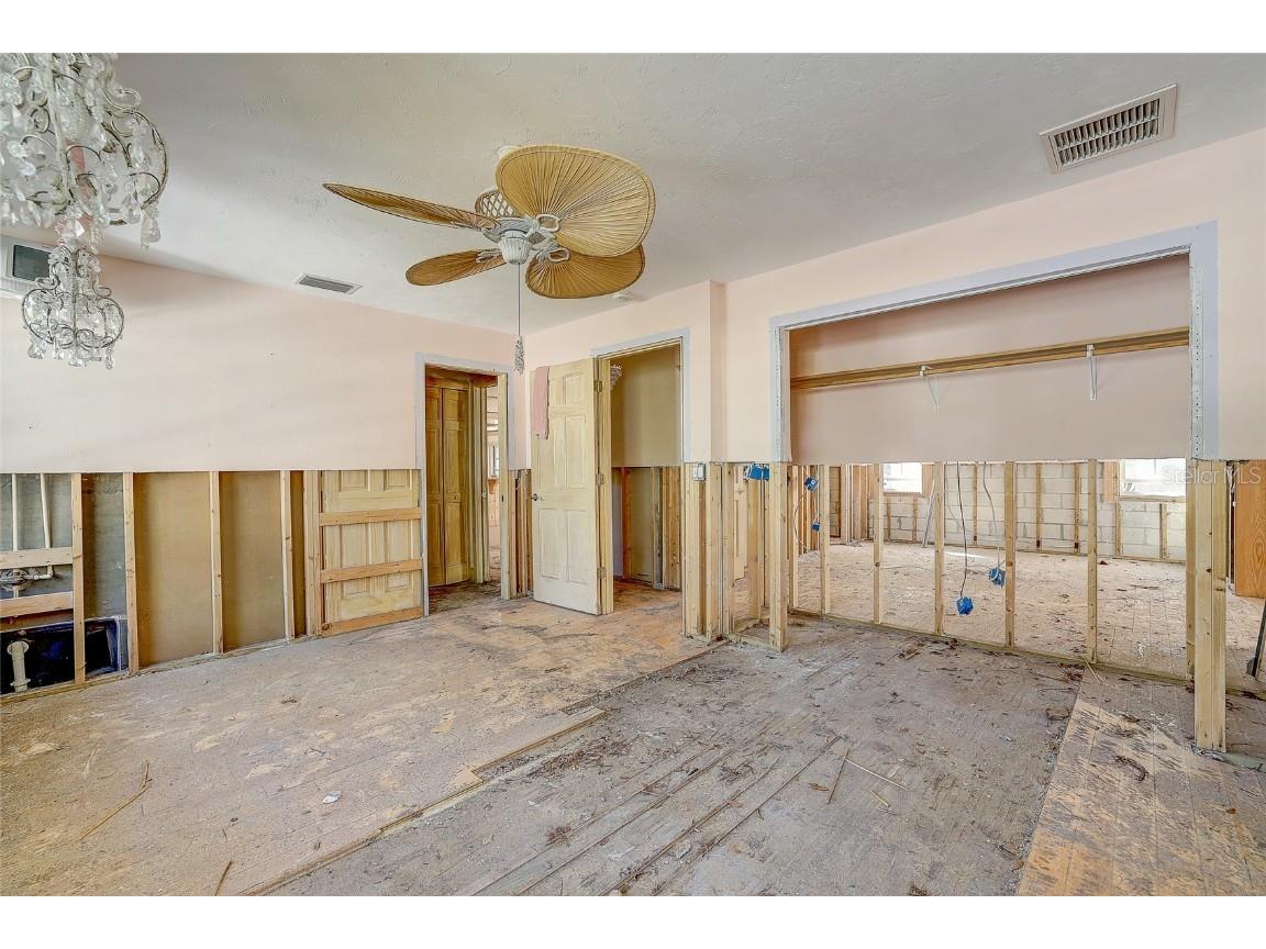 226 Ogden Street Sarasota FL 34242 A4668141 image21