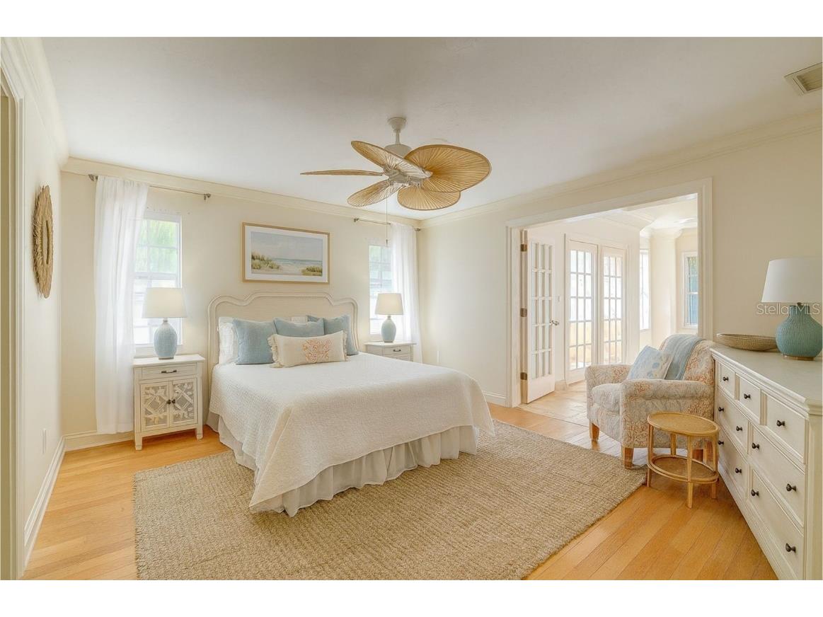 226 Ogden Street Sarasota FL 34242 A4668141 image3