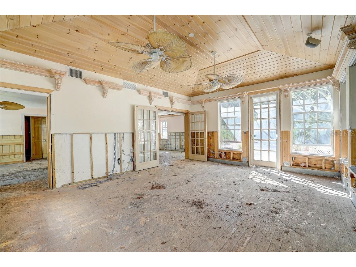 226 Ogden Street Sarasota FL 34242 A4668141 image31