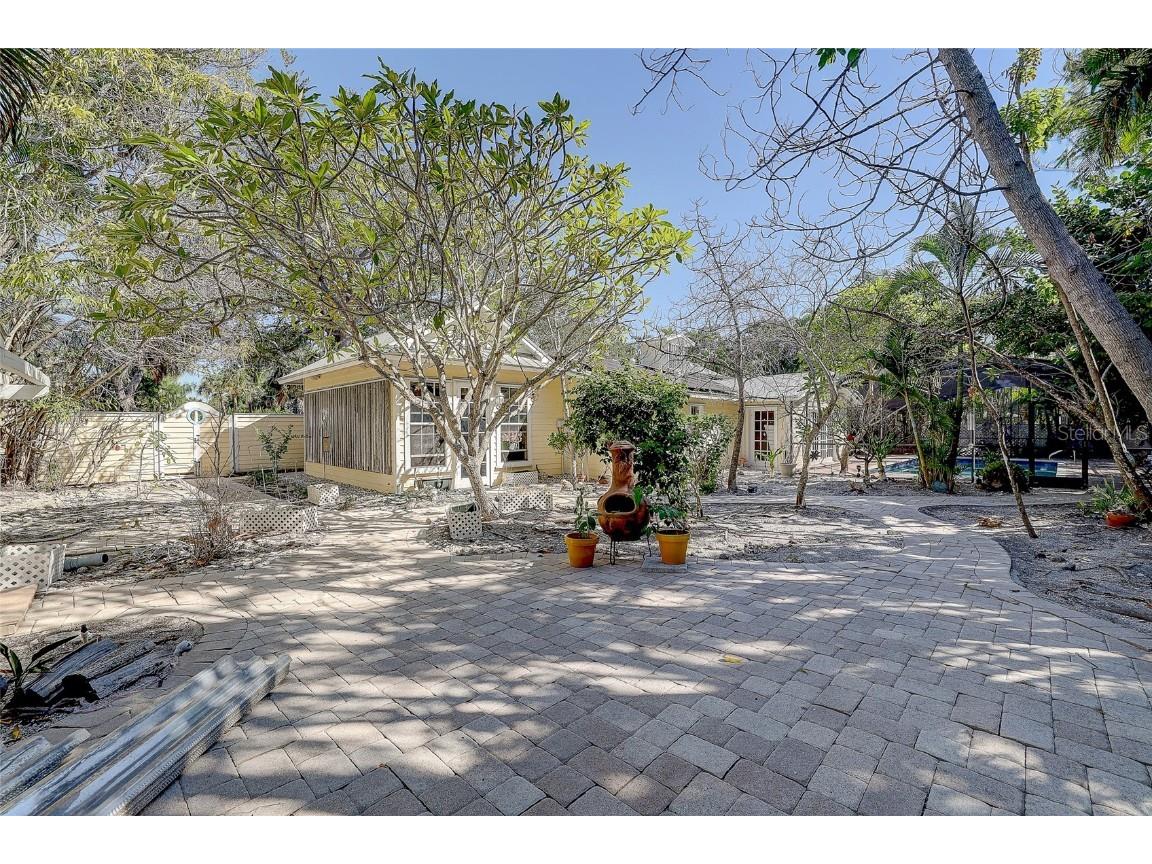 226 Ogden Street Sarasota FL 34242 A4668141 image38