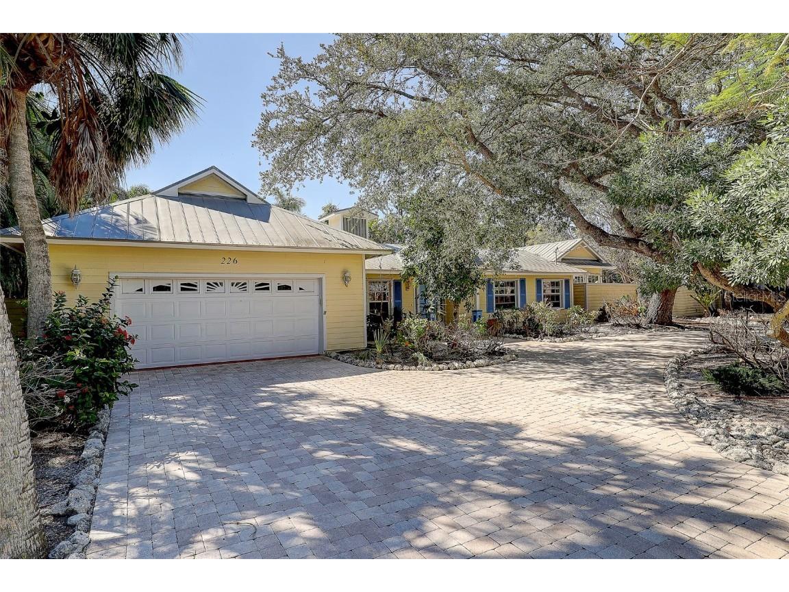 226 Ogden Street Sarasota FL 34242 A4668141 image52