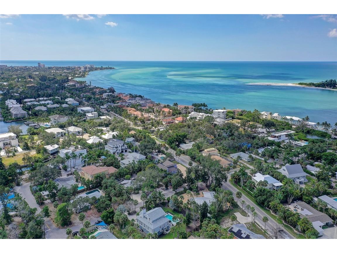 226 Ogden Street Sarasota FL 34242 A4668141 image56