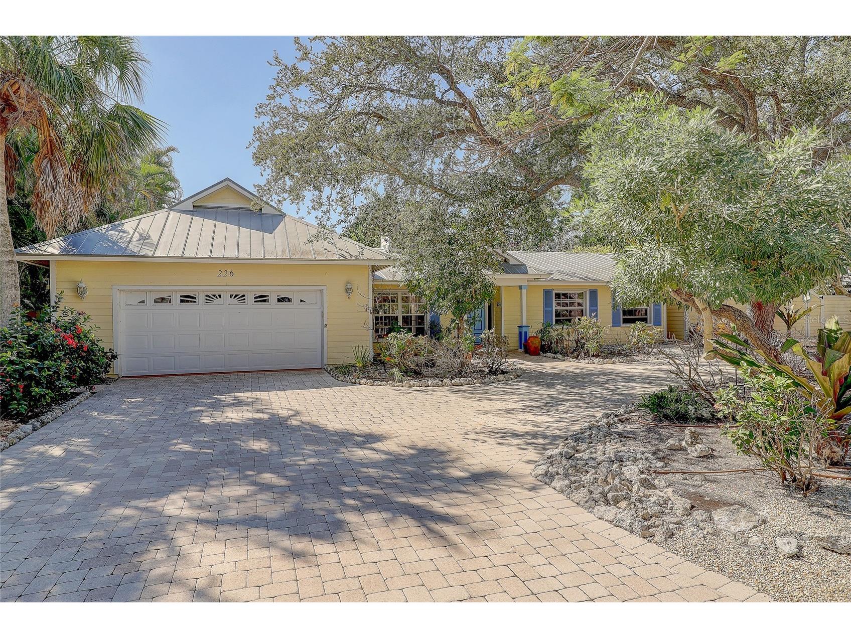 226 Ogden Street Sarasota FL 34242 A4689804 image1