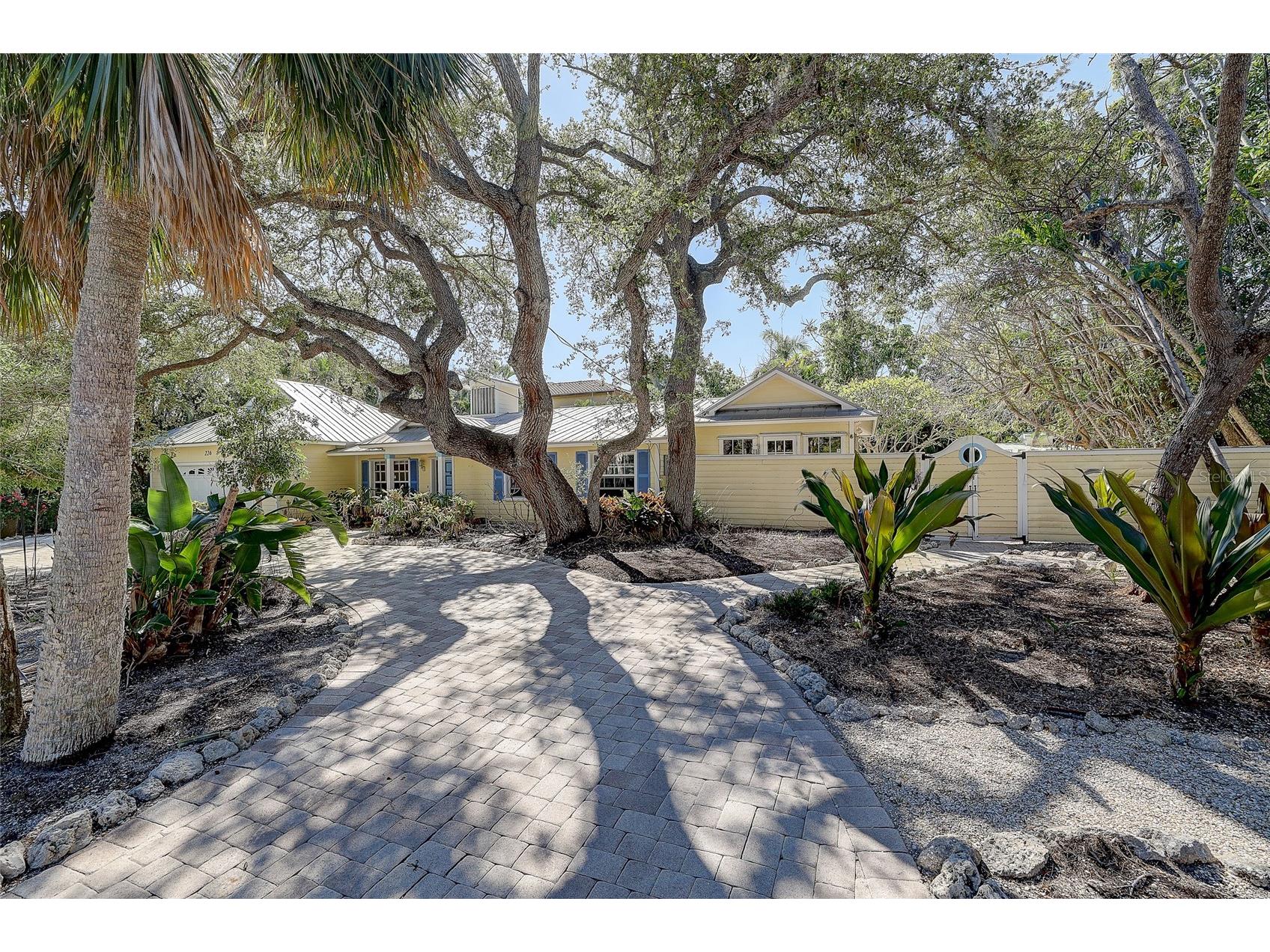 226 Ogden Street Sarasota FL 34242 A4689804 image46