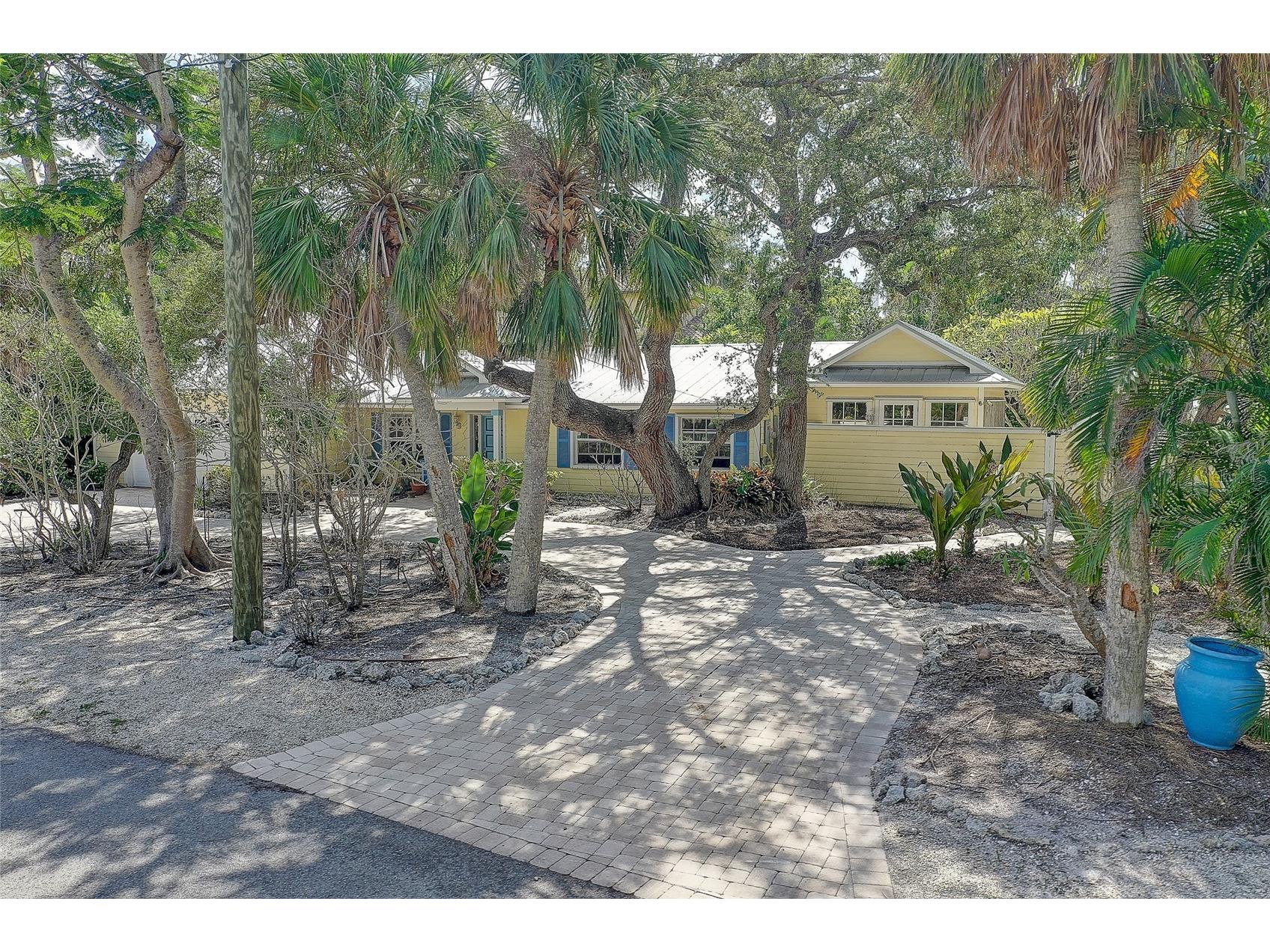 226 Ogden Street Sarasota FL 34242 A4689804 image50