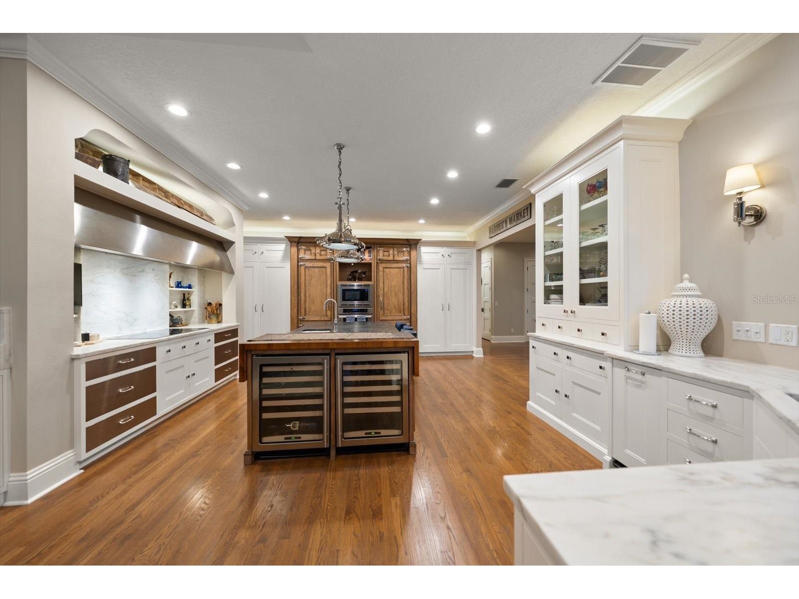 226 Poinciana Lane Largo FL 33770 TB8526205 image25