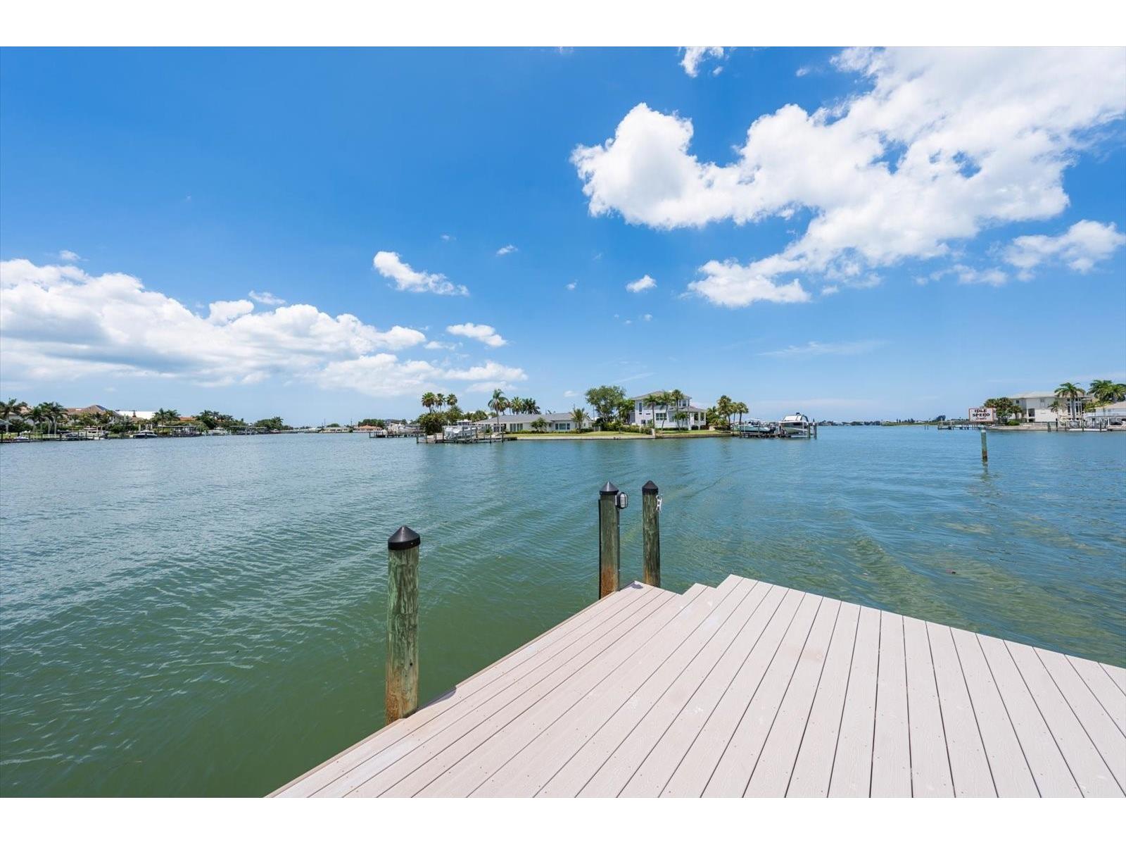 226 Poinciana Lane Largo FL 33770 TB8526205 image64