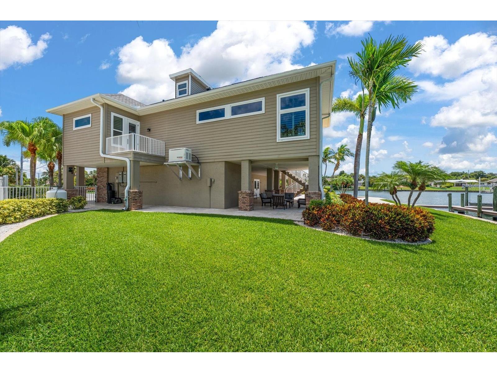 226 Poinciana Lane Largo FL 33770 TB8526205 image71