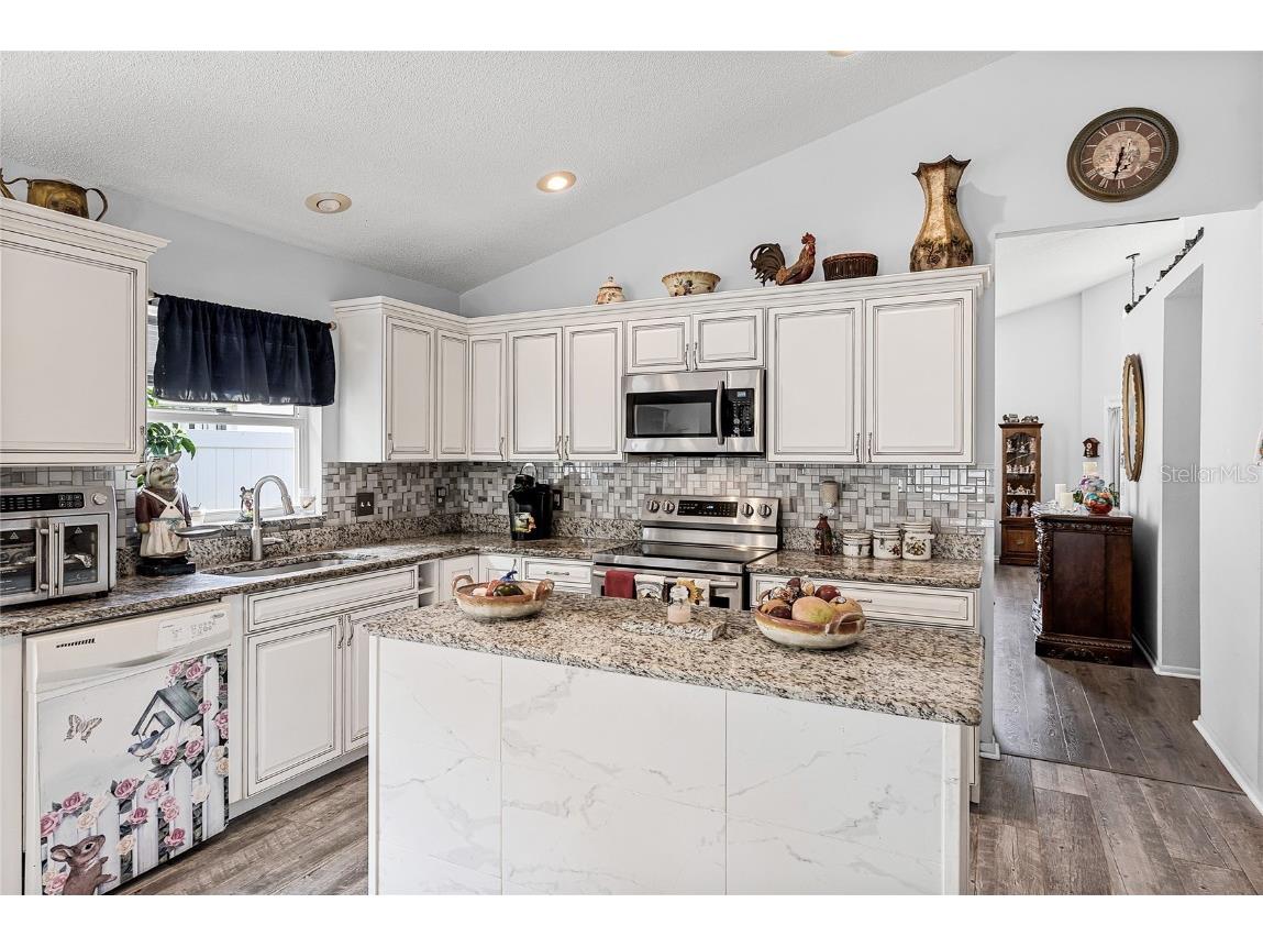 226 Rochester Loop Davenport FL 33897 O6332668 image9