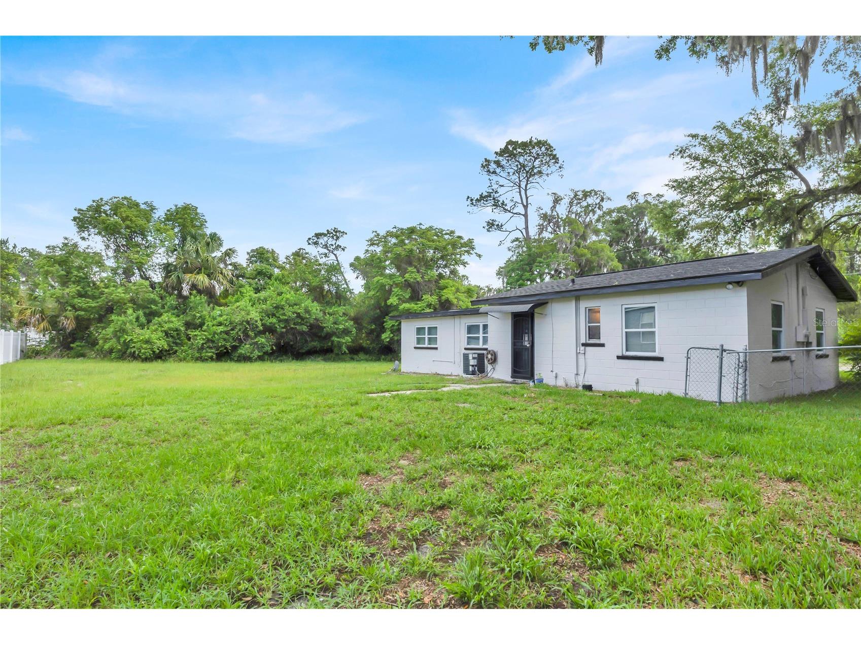 226 S Hill Avenue Deland FL 32724 O6413072 image11