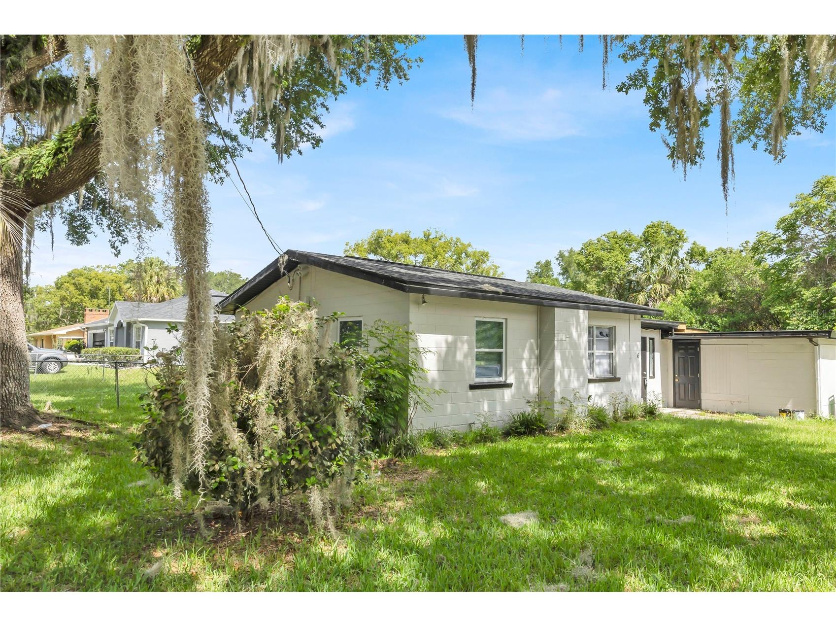 226 S Hill Avenue Deland FL 32724 O6413072 image2