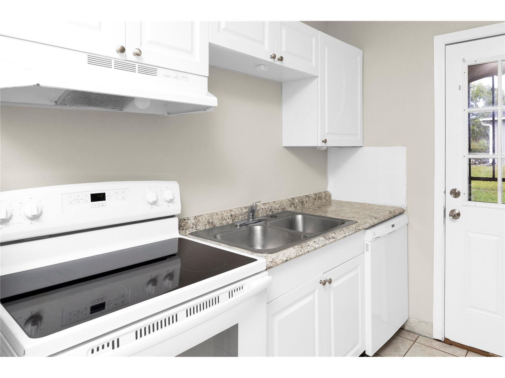 226 S Hill Avenue Deland FL 32724 O6413072 image23