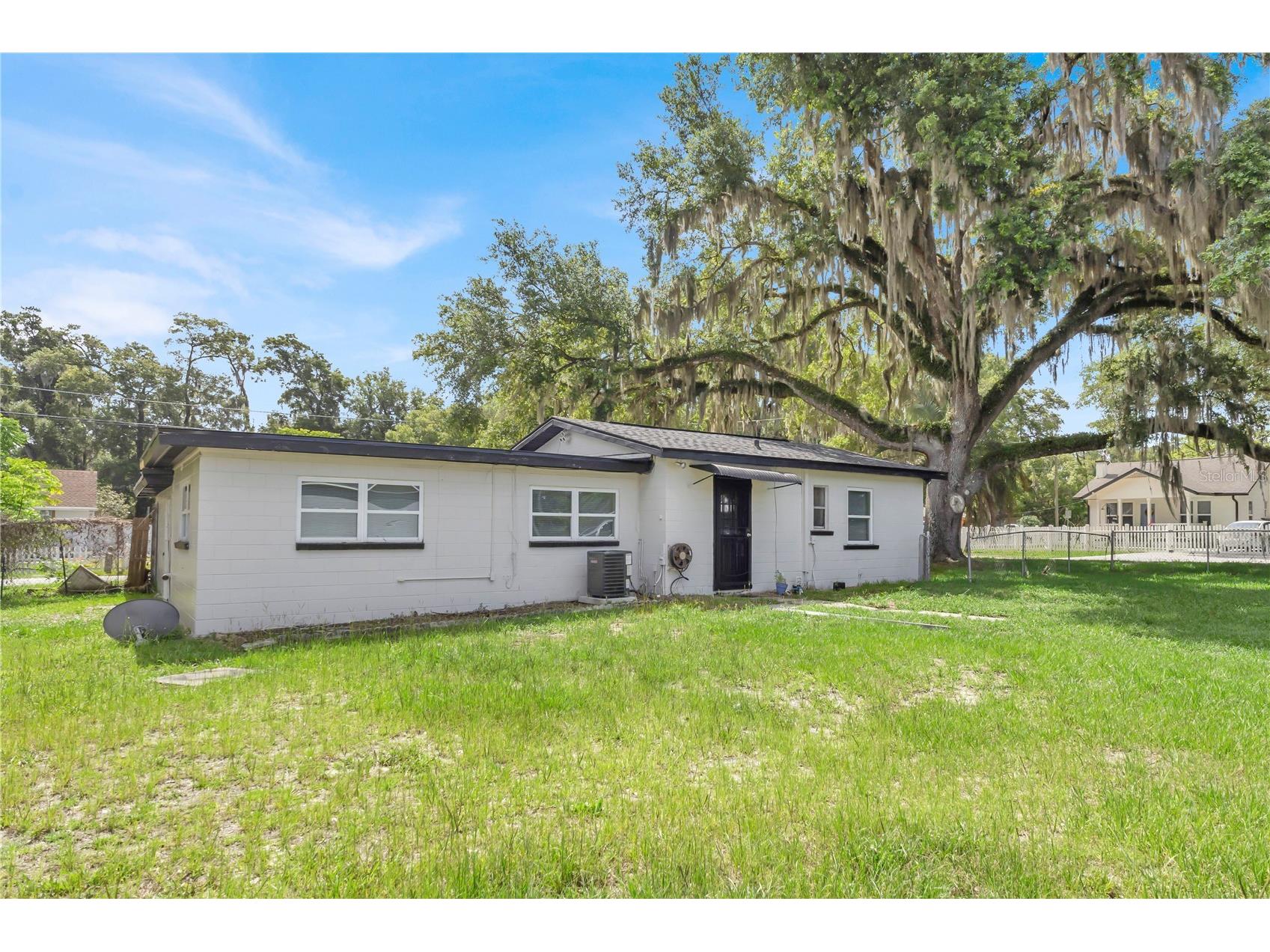 226 S Hill Avenue Deland FL 32724 O6413072 image7
