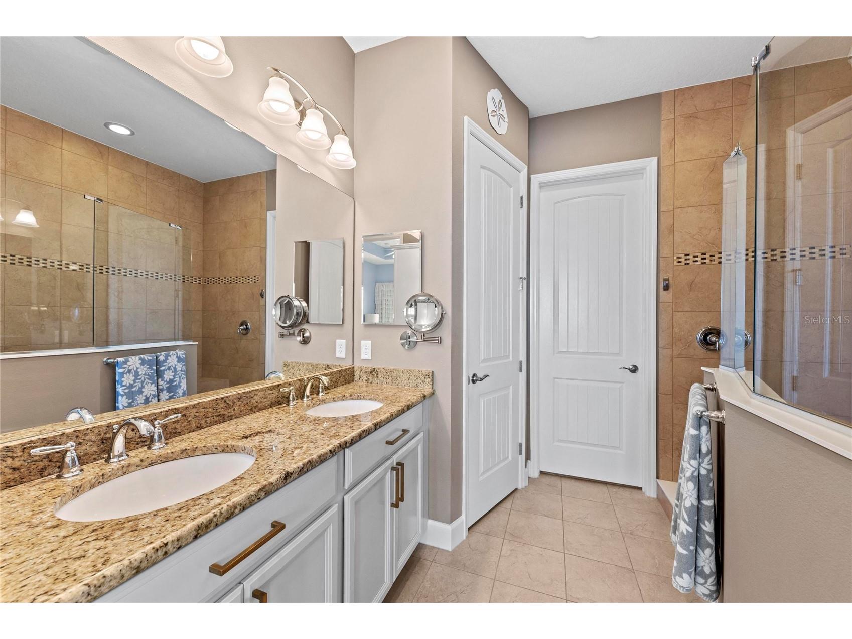 226 Sapphire Lake Drive #201 Bradenton FL 34209 - SAPPHIRE LAKE A4683724 image43