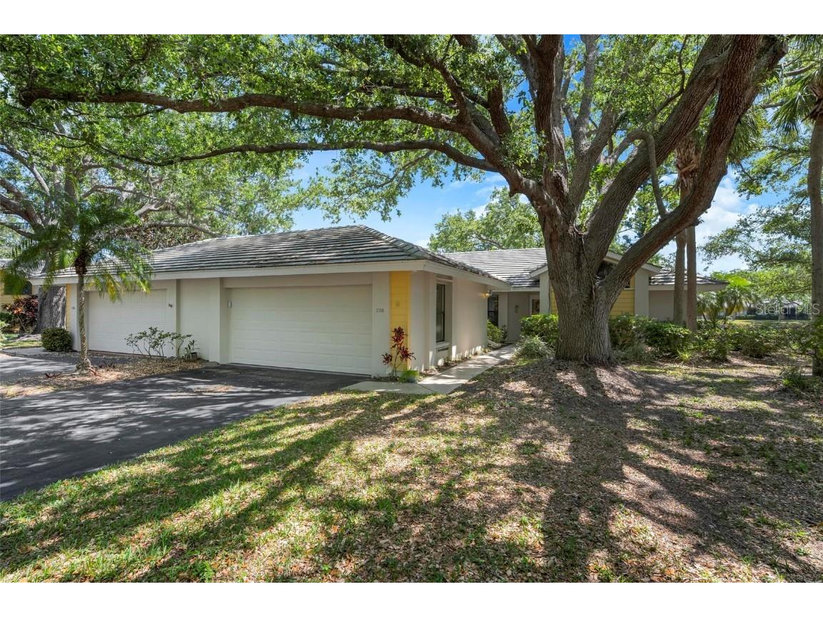 226 Southampton Lane #257 Venice FL 34293 - MYRTLE TRACE POND N6138125 image1