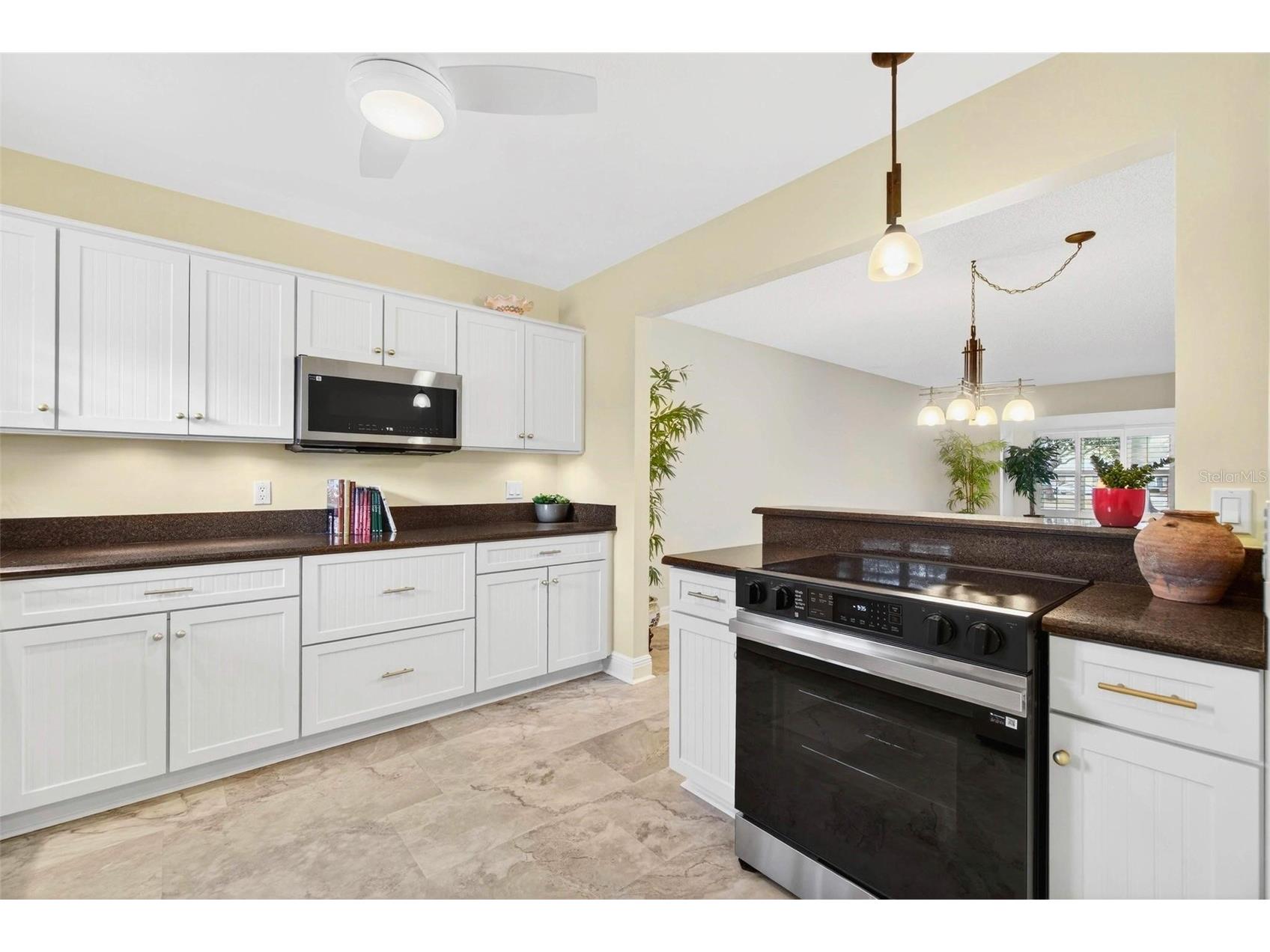 2260 Costa Rican Drive #6 Clearwater FL 33763 - HARBOR LAKE TB8484175 image3