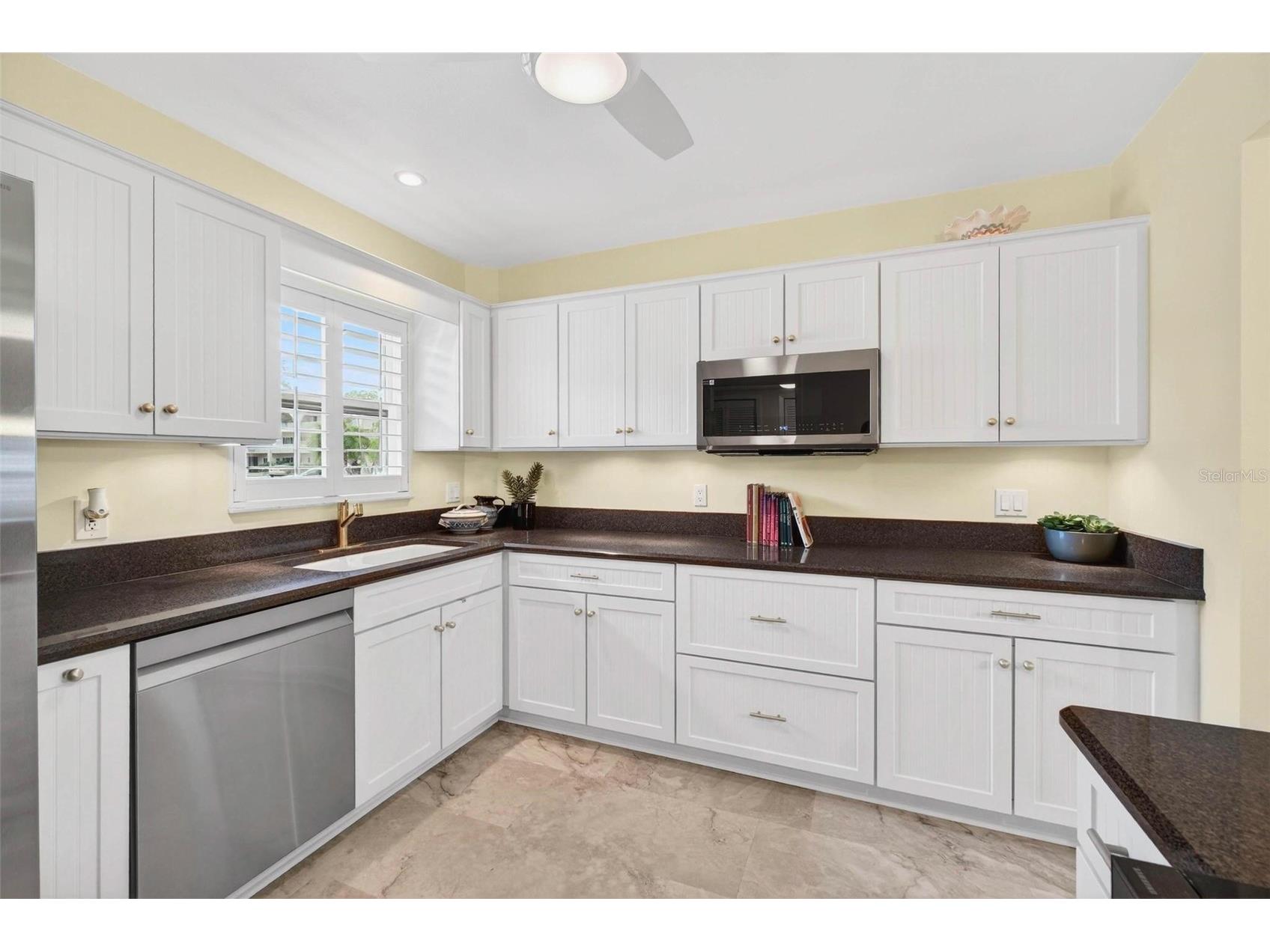 2260 Costa Rican Drive #6 Clearwater FL 33763 - HARBOR LAKE TB8484175 image4