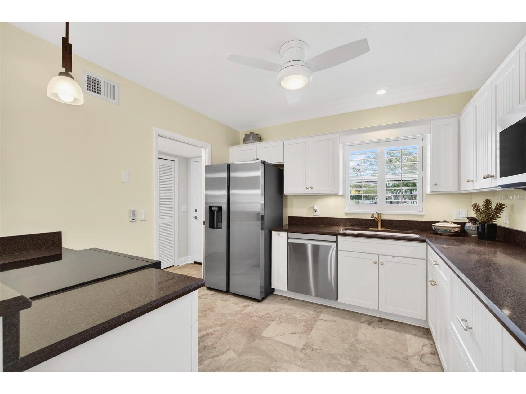 2260 Costa Rican Drive #6 Clearwater FL 33763 - HARBOR LAKE TB8484175 image5