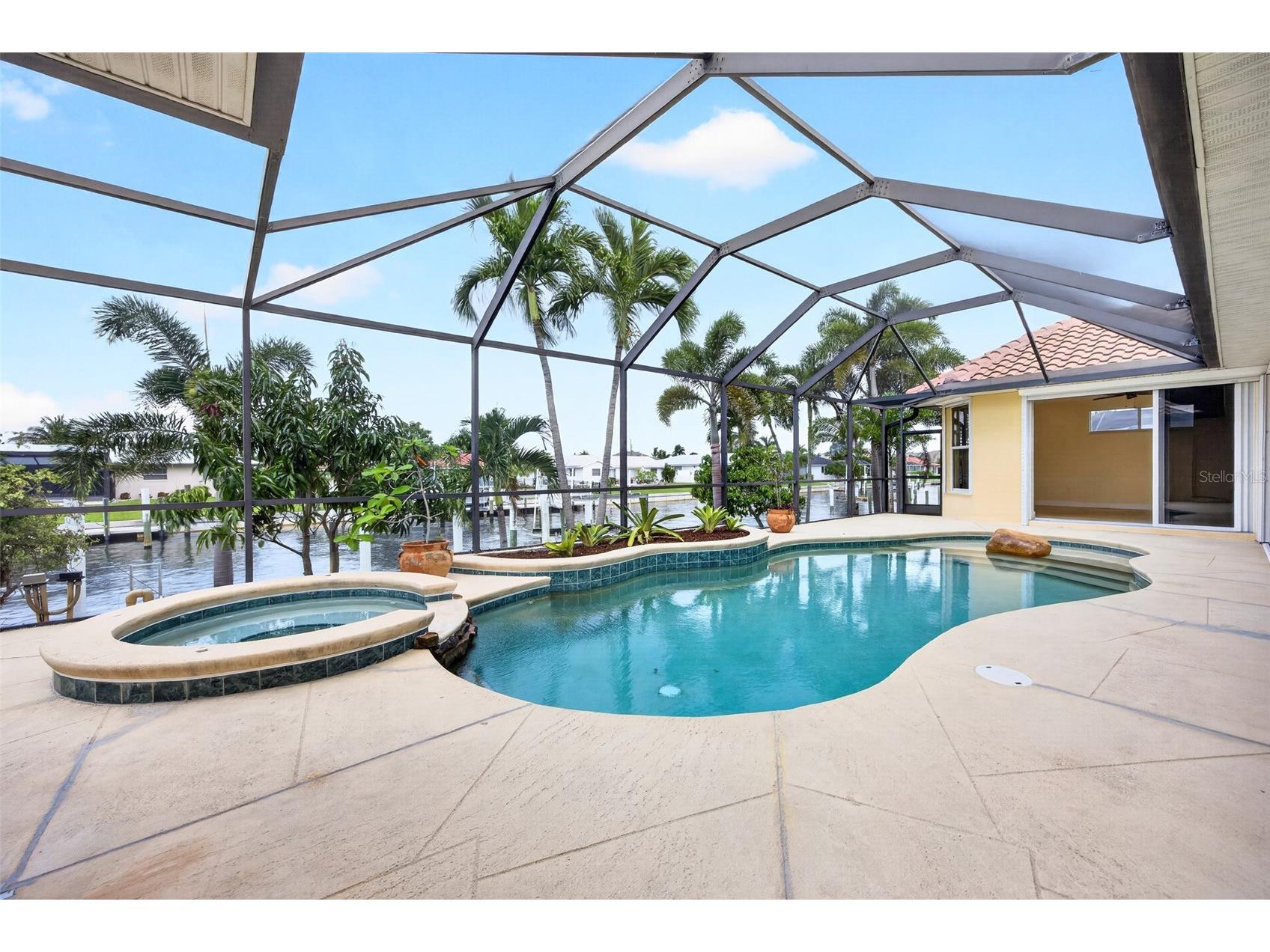 2260 Palm Tree Drive Punta Gorda FL 33950 C7526023 image5