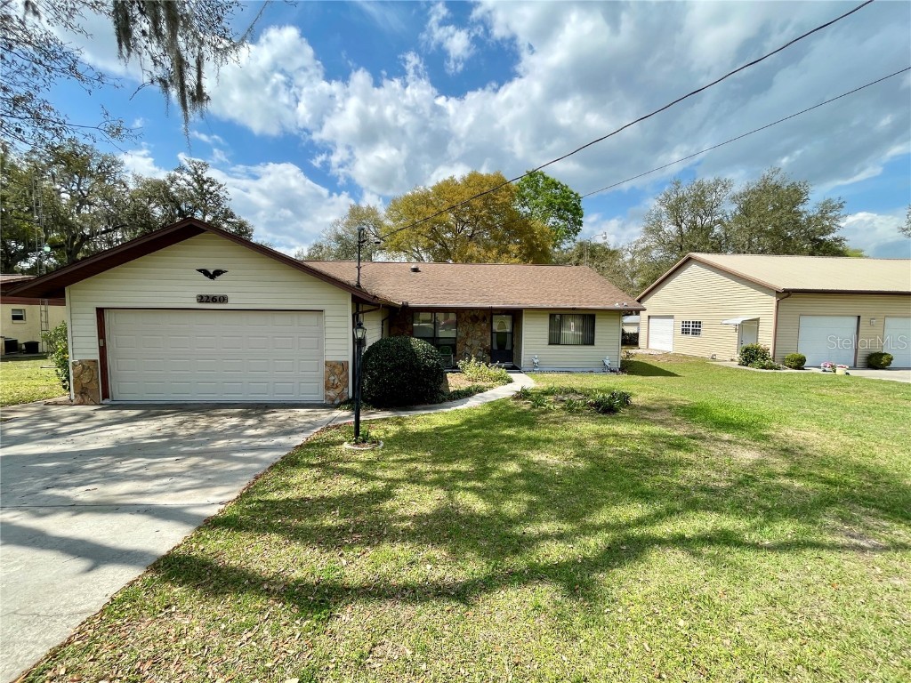 2260 SE 177th Avenue Silver Springs FL 34488 OM674436 image1
