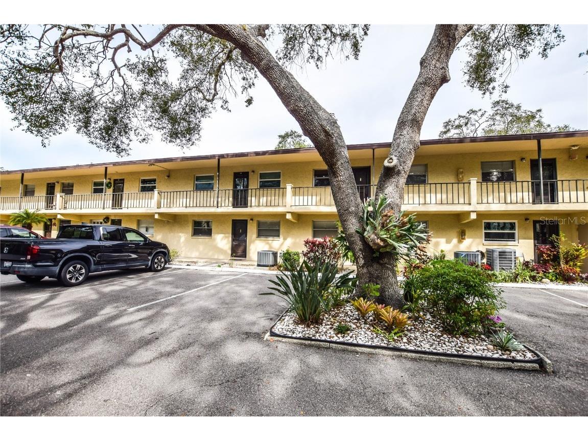 2260 Stickney Point Road #304 Sarasota FL 34231 N6135301 image1